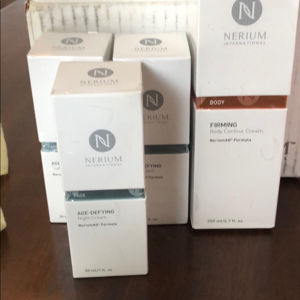 Nerium - Picture 3 of 3